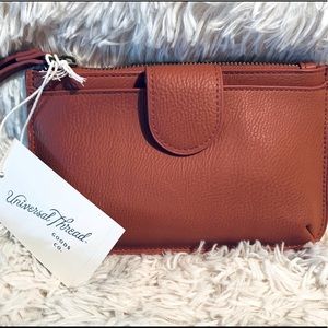 Universal Thread clutch wallet/pouch.